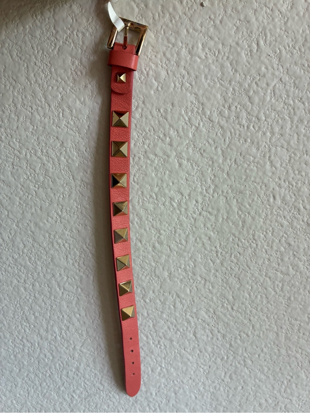 *NWT* Valentino Garavani Rockstud Leather Bracelet - Coral 19cm